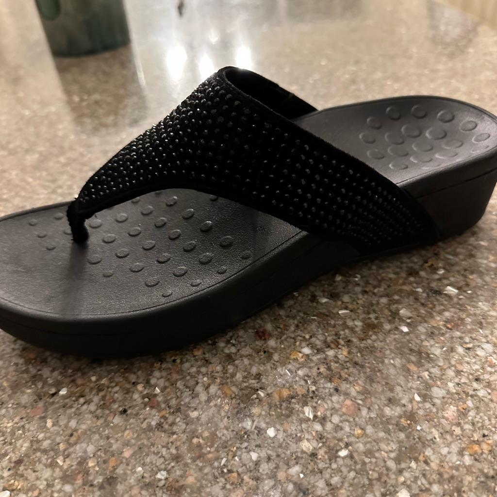 Vionic Shoe